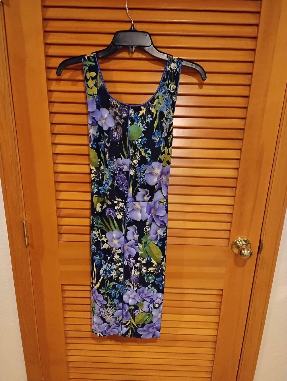 NWT Floral Straight Dress W/Criss-Cross Cut Out Back & Pockets 8 Firm Price